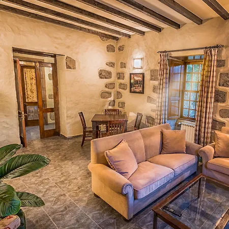 Otel Hotel Rural Livvo Maipez 3*