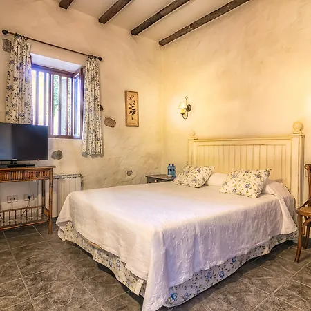 Hotel Rural Livvo Maipez מלון